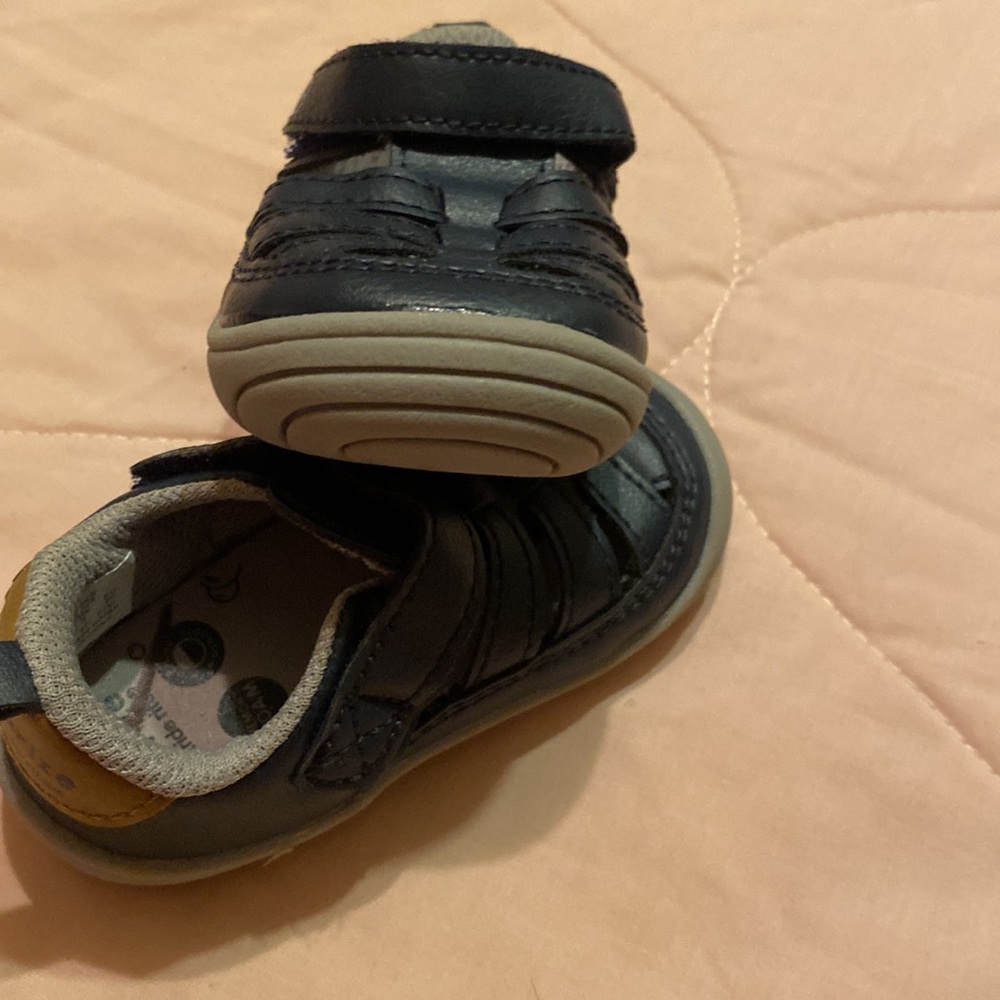 Stride Rite Surprize - Picture 4 of 4